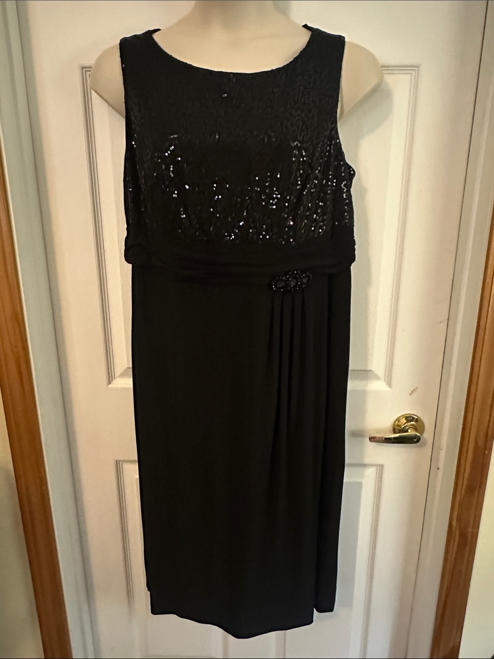 Le Bos Black Sequin-Trimmed Sleeveless Midi Dress. Never Worn